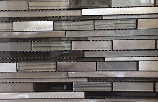 installation de carreaux de céramique mosaïque